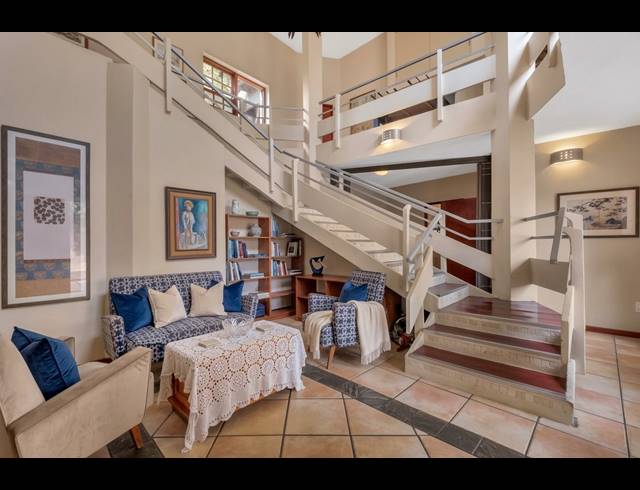 5 BEDROOM HOUSE FOR SALE IN EMMARENTIA